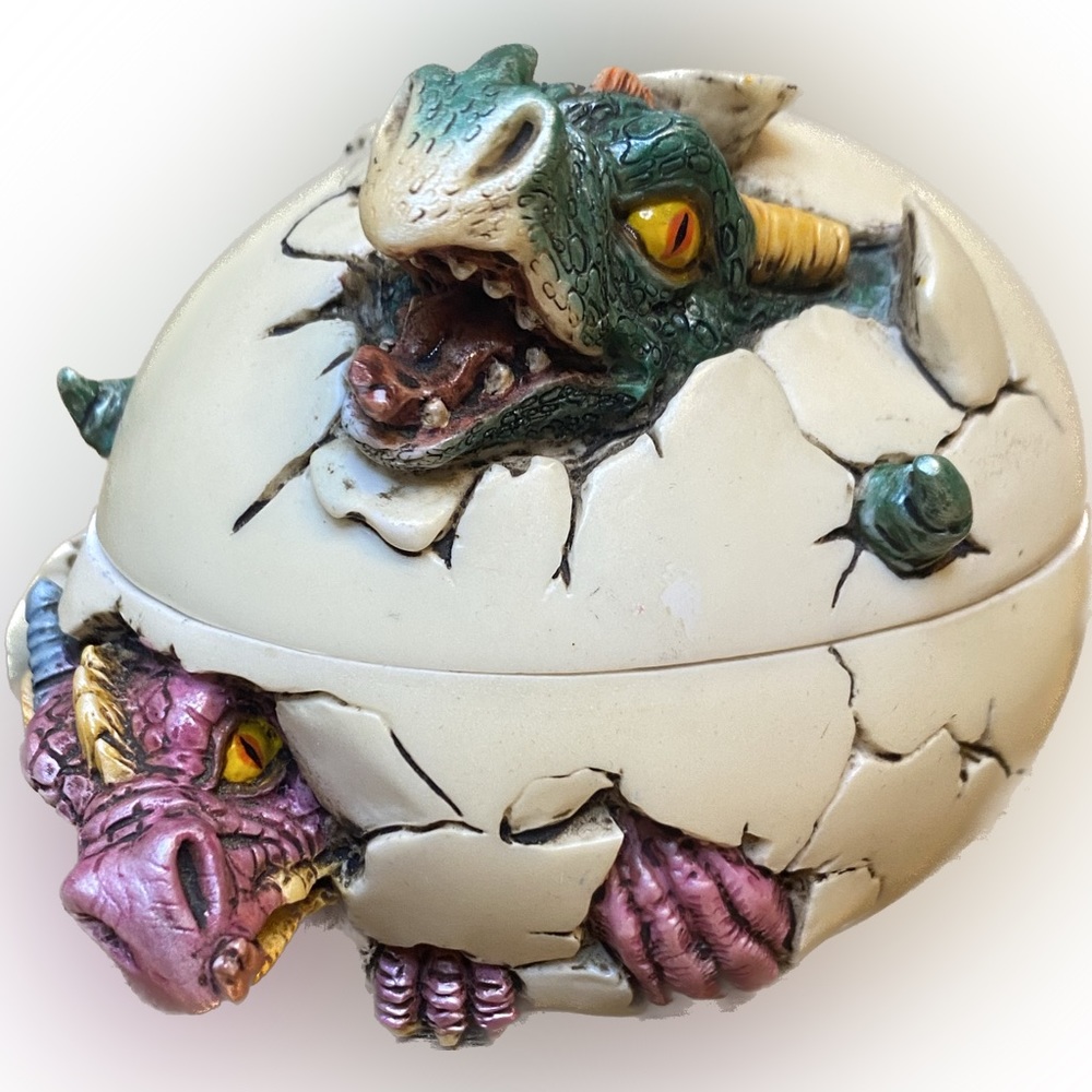 Vintage 2001 Pacific Giftware Two Dragons Hatching Egg Trinket Box